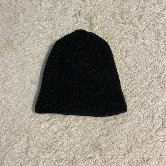 Adidas Black Beanie - Picture 6 of 8
